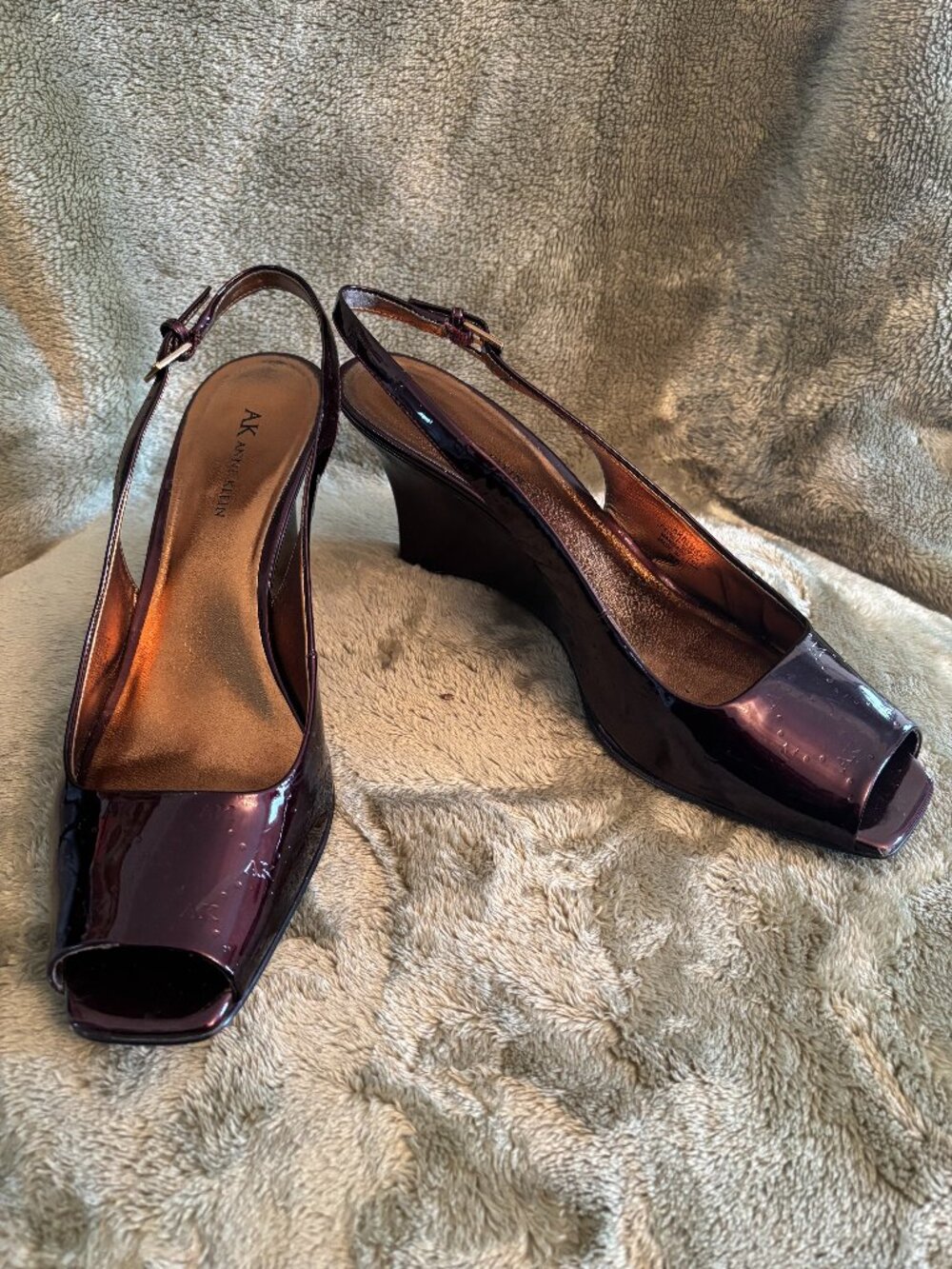Anne Klein Patent Leather Monogram Slingback Peep-toe Sandals (Women's Size: 10)